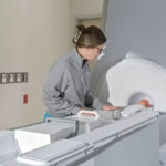 Компания Eyas Medical Imaging получила одобрение FDA на выпуск первого специализированного МРТ-томографа мощностью 3 тесла для новорожденных